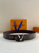 China Replica LV Belts 52usd Only